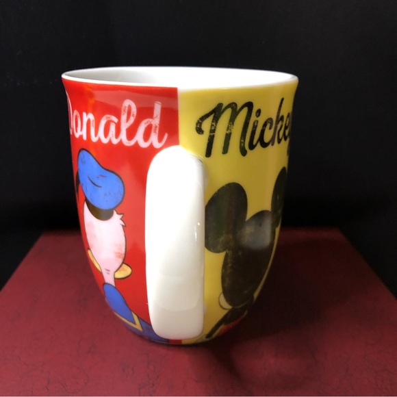 Disney 90 Years Of Magic Mickey Mouse And Friends Collectible Mug - Picture 10 of 11